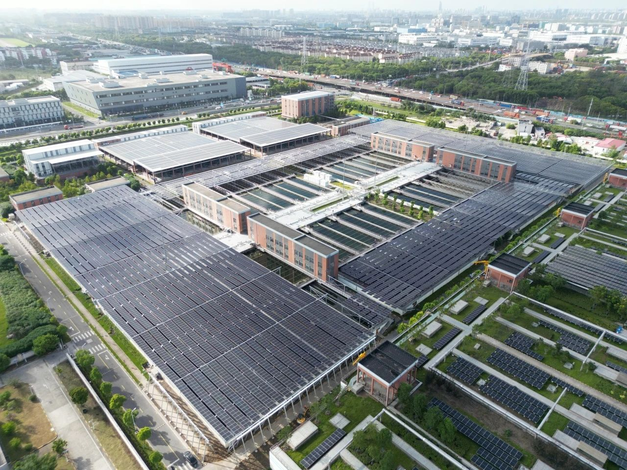 光伏赋能 银娱优越会水务绘就高质量生长亮丽底色